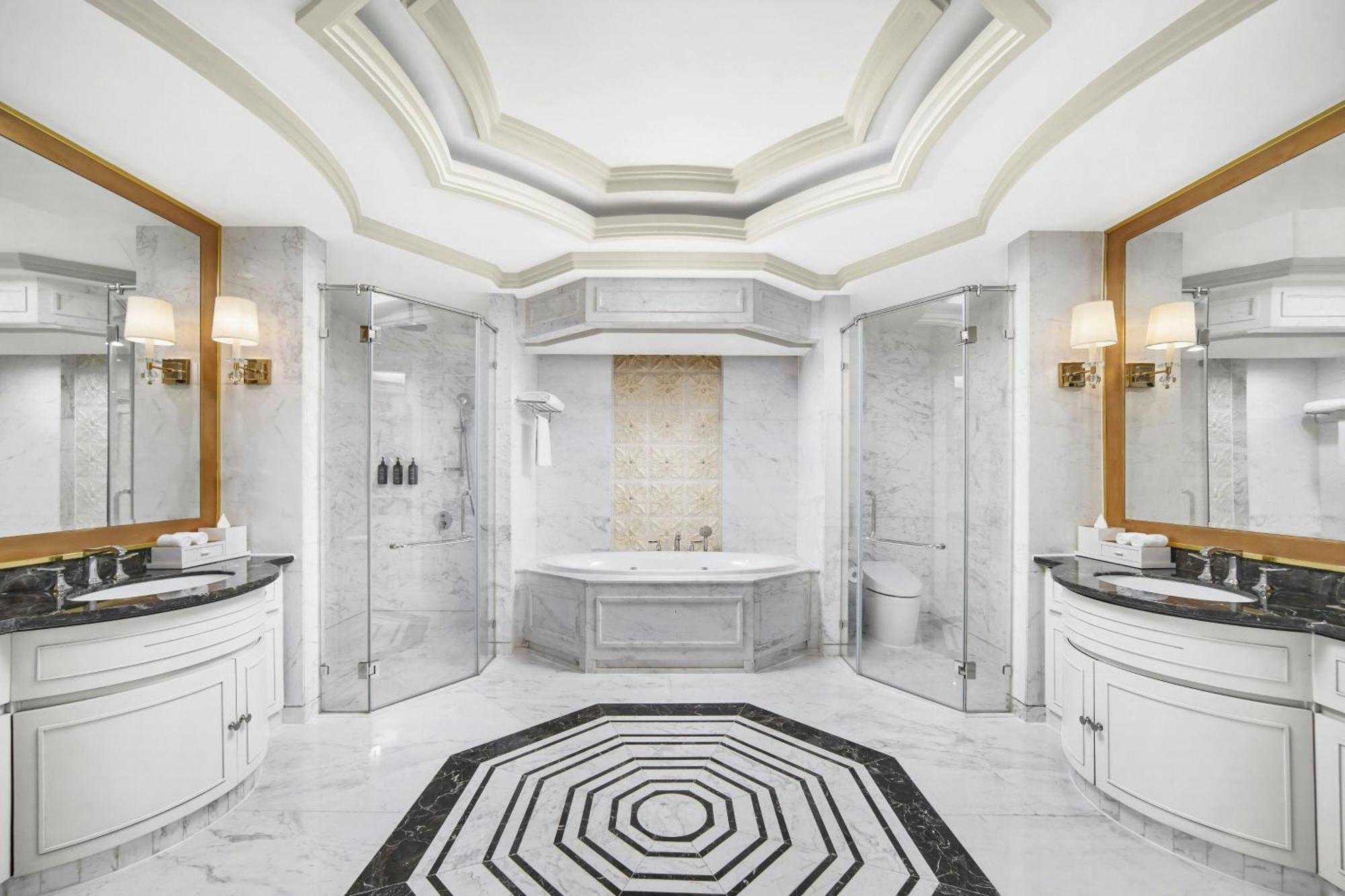 Sheraton Can Tho Exteriér fotografie Bathroom